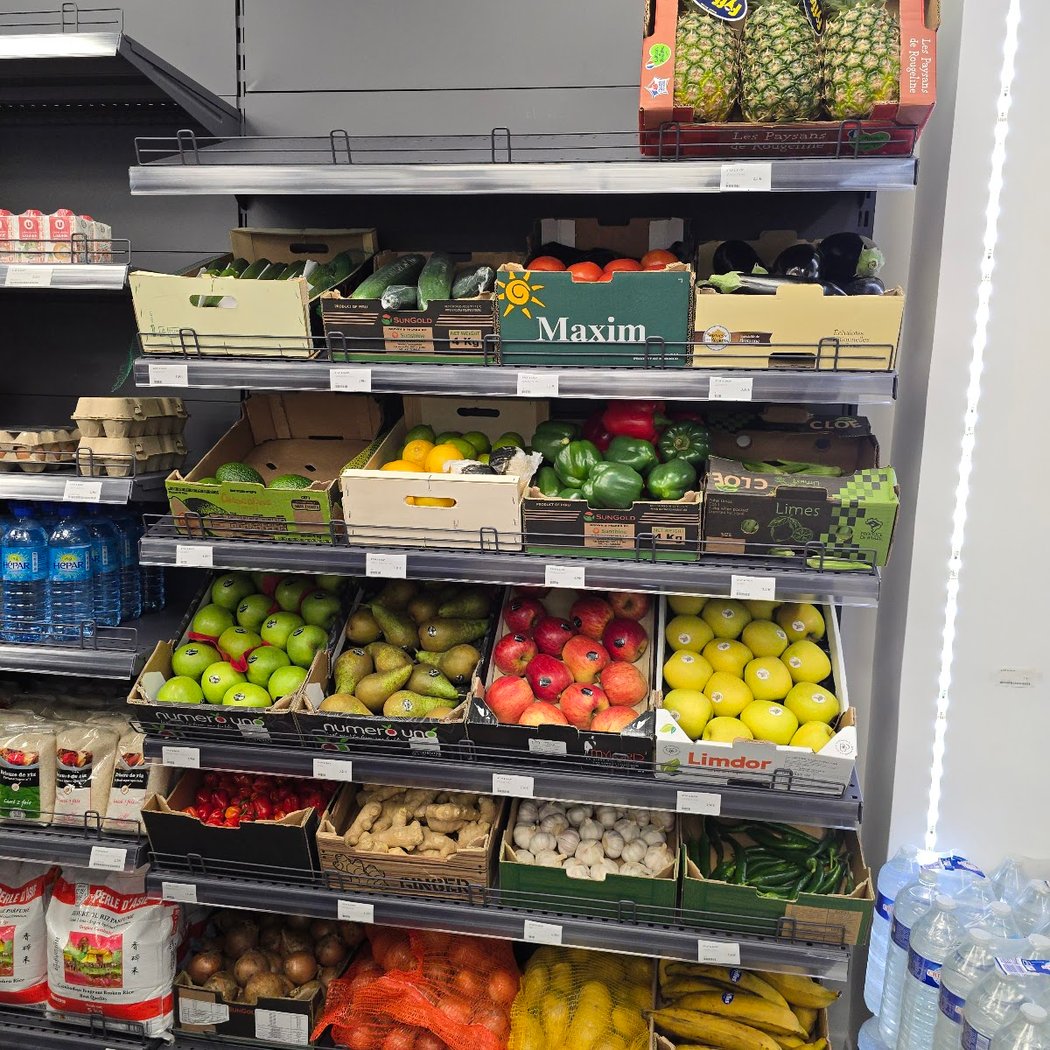 STOP & SHOP 1